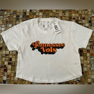 NWT Women’s Pressbox Tennessee Volunteers Cropped Short Sleeve Shirt~Small~$40